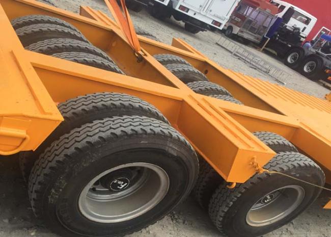 lowbed trailer tire exposed heavy duty