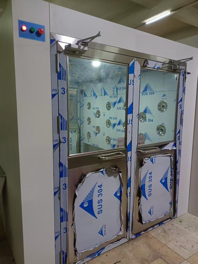 Cleanroom Air Shower Tunnel System - Industrial grade stainless steel construction with multiple air nozzles