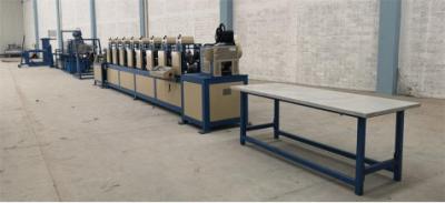 China Máquina automática de fabricação de protetores de borda de papel à venda