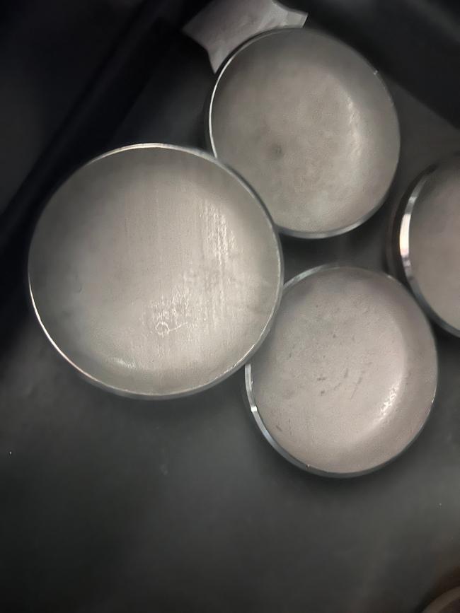 Industrial application of stainless steel pipe end caps