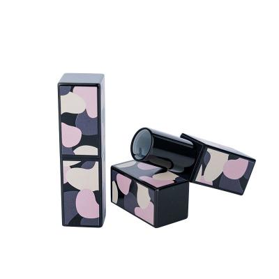 China 20.5mm Square Plastic Lip Balm Packaging Black Square Lipstick Tube for sale
