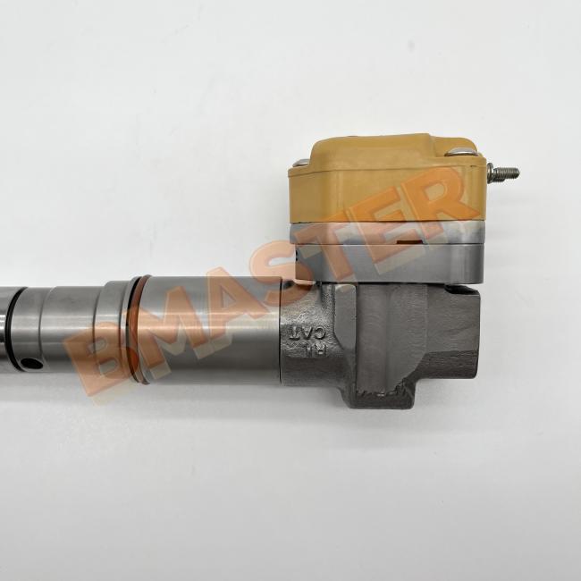 Caterpillar Fuel Injector 1796020 side view and mounting details