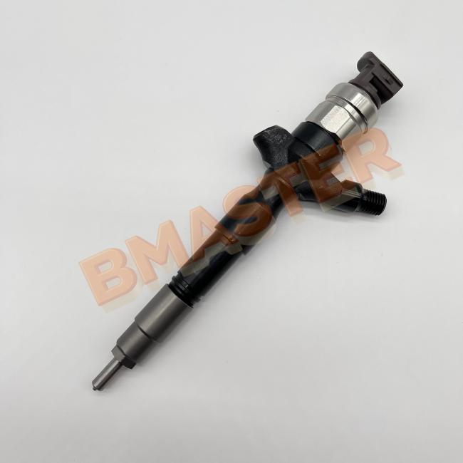 BMASTER Fuel Injector 095000-6190 23670-30100 side view