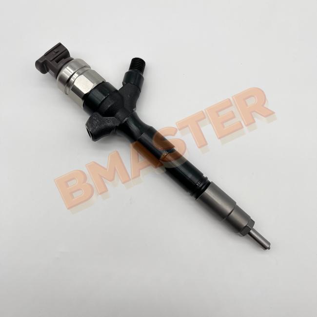 BMASTER Fuel Injector for 2KD-FTV Engine - Side View