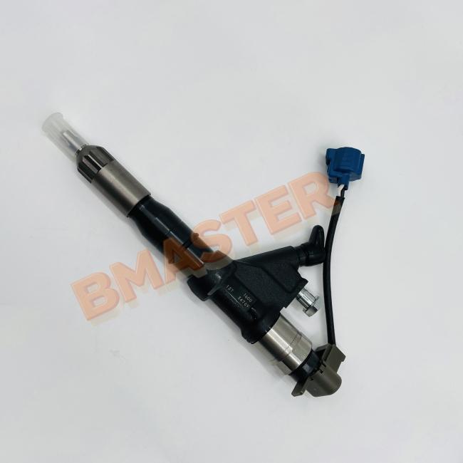 BMASTER Fuel Injector 295050-1600 23670-E0580 side view