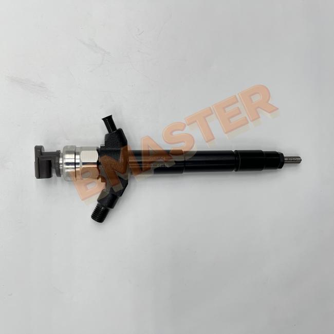 BMASTER Fuel Injector 095000-5760 side view displaying corrosion-resistant casing and connection points