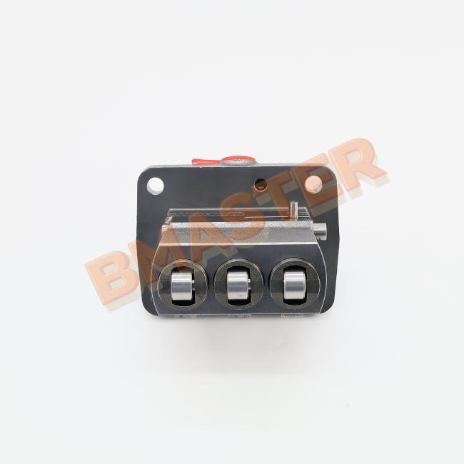 KUBOTA Fuel Injector Pump Head 1G711-51011 - Side View