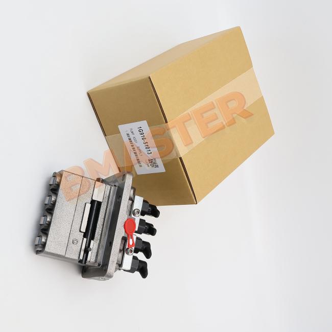 BMASTER Fuel Injector Pump Head 1J860-51010 side view displaying construction quality and mounting features