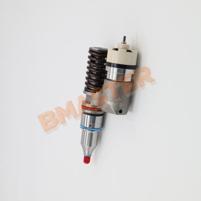 Caterpillar Fuel Injector 1470373 side view displaying precision engineering and mounting features