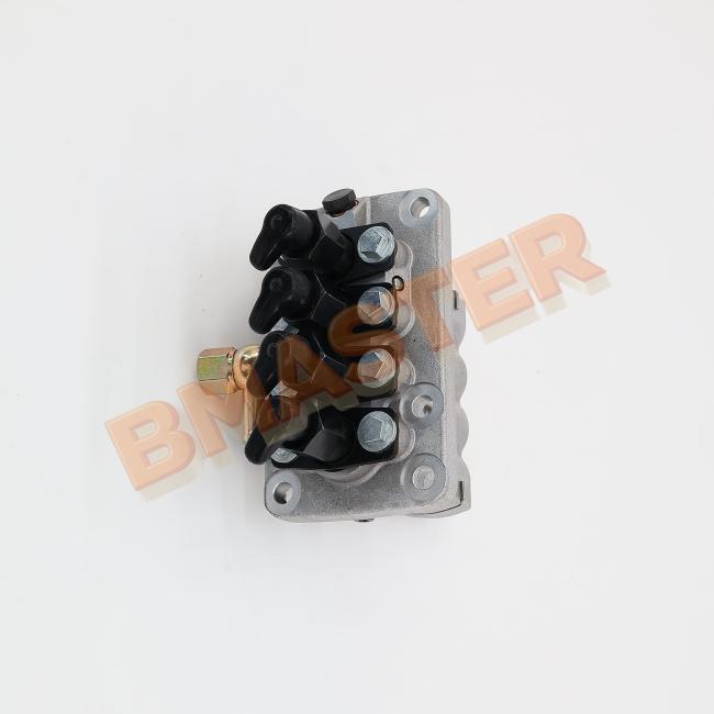 Perkins Fuel Injector Pump Head 104135-4001 side view
