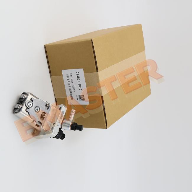 Mitsubishi fuel injection pump head model 0945004810 side view