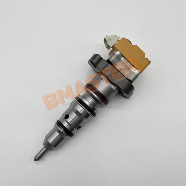 Caterpillar 1739268 Fuel Injector side view and nozzle details