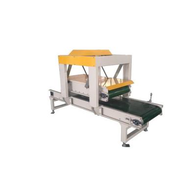China Bag flattening conveyor,bag flattener and shaping conveyor for sale