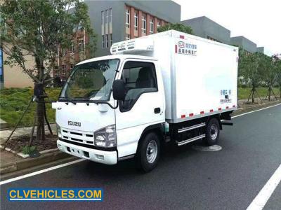 China 98hp 3500mm ISUZU Reefer Camión de almacenamiento en frío Camión pequeño refrigerado en venta