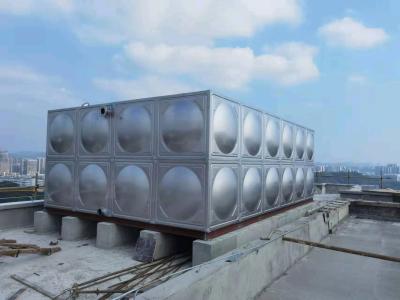 China Outdoor Industrial Insulated Water Tank 0.6MPa With 100 Ton Capacity for sale