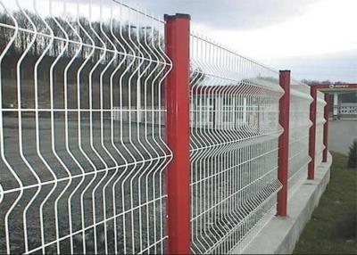 中国 H 1030mmの保証鋼鉄塀50*200mmは溶接された鉄条網に電流を通した 販売のため