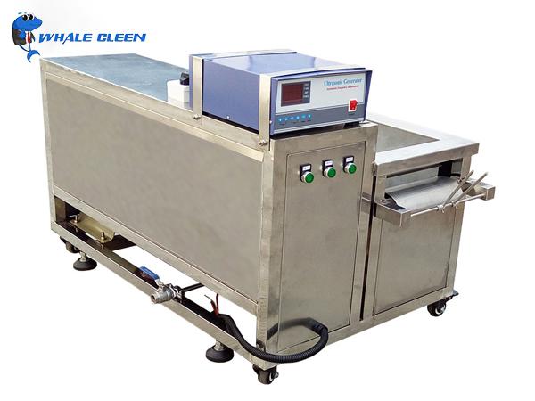 Industrial ultrasonic cleaner detailed view