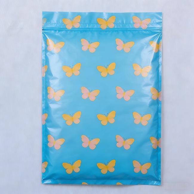 Poly Mailers plastic express bags showing anti-puncture design and professional packaging appearance