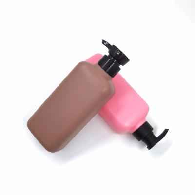 China Silk Printing 18oz 550ml Plastic Cosmetic Bottles For Hand Wash for sale
