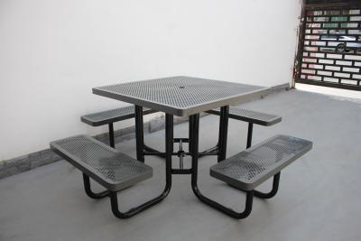 中国 パーソナライズされた金属パティオテーブルと椅子 商業用屋外ピクニックテーブルセット 販売のため