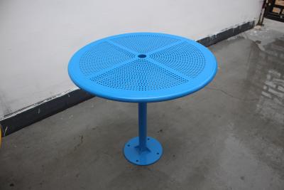 中国 Street Furniture Guangzhou Gavin Park Round Steel Table With Benches Rustproof Outdoor Metal Round Tables 販売のため