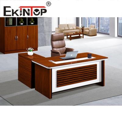 China Mesa de escritório executiva de folheado de madeira e cadeira conjunto de mesa de escritório de madeira com armário de arquivo à venda