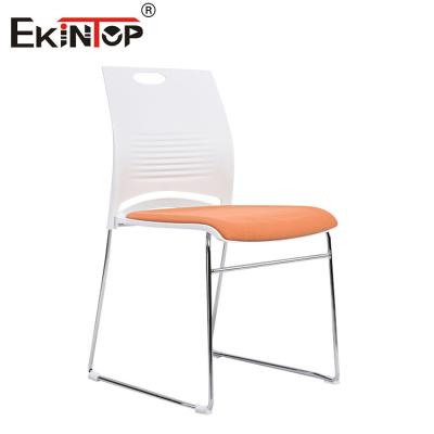 China Economic Plastic Stackable Fixed Training Chair Plastic Chair For Conference Room à venda