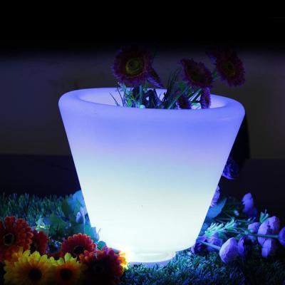 China Control inalámbrico LED cubo de hielo portátil de cambio de color iluminado en venta
