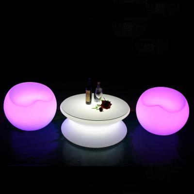 China Muebles de salón LED de plástico comercial estilo moderno para eventos en venta