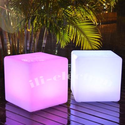 China CE ROHS Certified Outdoor LED Cube Light Chair For Wedding Decoration for sale