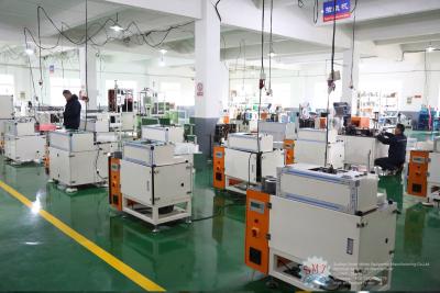 China Anchura plegable ajustable de inserción de papel del OEM de la máquina del aislamiento automático de la ranura en venta