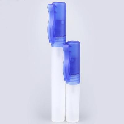 China Small Pen Perfume Dispenser Bottles , Trevel Atomizer Perfume Spray Bottle for sale
