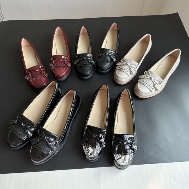 Flat Shoes Women Tassel Loafers Shoes Casual Shoes Footwear Leather Shoes Soft