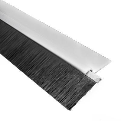China H dá forma da tira inferior da escova da porta baixa de liga de alumínio ao descascamento de tempo de nylon da escova à venda