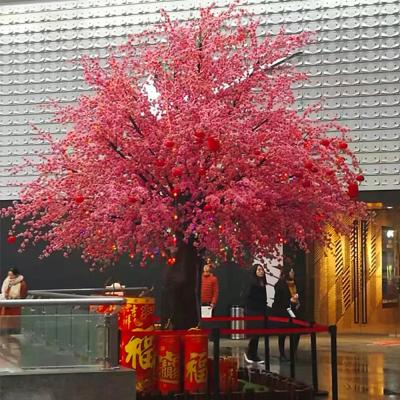 China Artificial Japanese Maple Blossom Tree Wedding Table Roses Wisteria Flower White Pink Cherry Peach Tree for sale