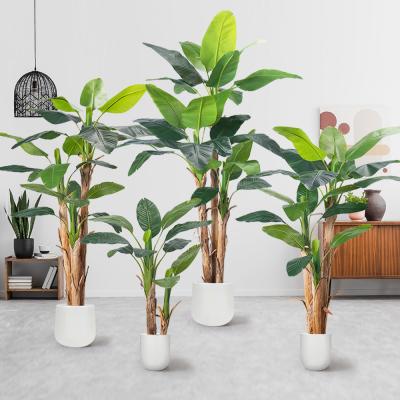 China Venta al por mayor 7 FT Plantas artificiales de banano tronco de corteza natural mantenimiento gratuito palma interior para salón y oficina en venta