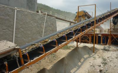 Chine bande de conveyeur globale de l'exploitation 78-191t/H 500mm pour l'industrie minière à vendre