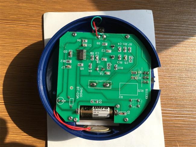 BT-3A Automotive Watch Battery Tester testing position with battery sample