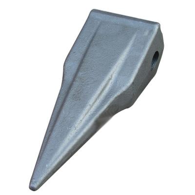 China HRC50-55 High Hardness Dirt Bucket Teeth Digger Bucket Wear Parts for sale