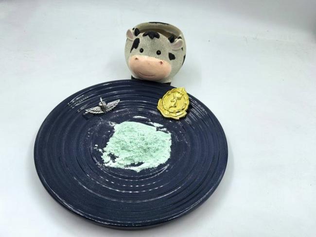 High Quality 99.8% Melamine Powder Resin Raw Material Factory Price
