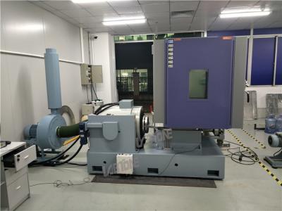 China Alta cámara combinada de la vibración de la temperatura de la cámara de la prueba ambiental de la estabilidad humedad en venta