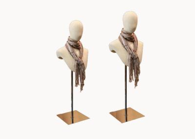 China Tenedor ajustable de la exhibición del metal de la bufanda de la altura, soporte de exhibición al por menor de la bufanda en venta