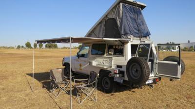 China 4x4 Off Road Automatic Roof Top Tent One Side Open 210x125x95cm Unfold Size for sale
