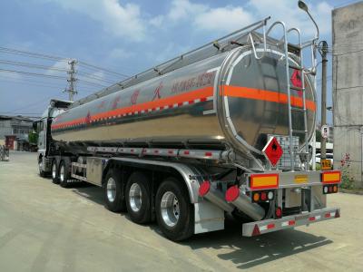 China 5000 galones 3 Eje petrolero Cisterna Semi remolque para la venta en venta