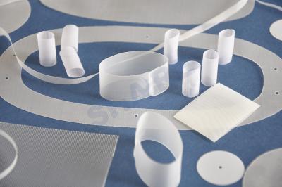 Chine Le filtre en plastique automatique Mesh Tube Gap Free With de soudure ultrasonore affile scellé à vendre