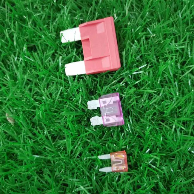 Low Voltage Automotive Blade Fuse for Cars Trucks and Automotives UL Certified fuse Made in China