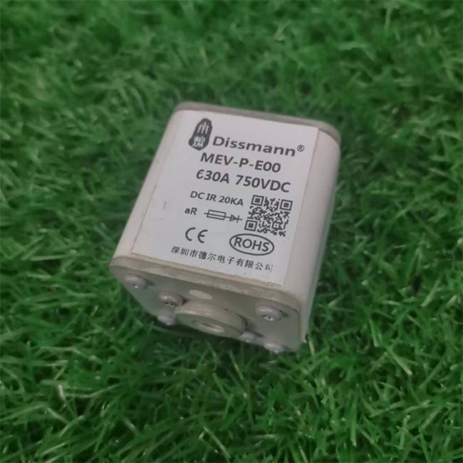 DC50KA High Breaking Capacity Fuse Dissmann MEV Series 500VDC 700Ampere Fuse Made in China
