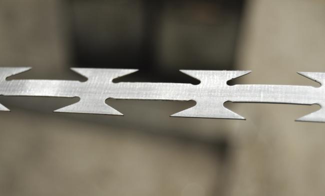 razor wire