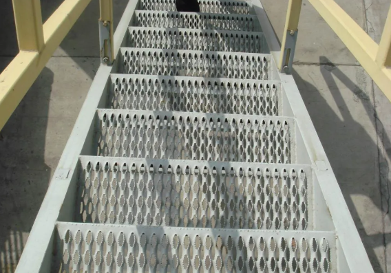 grip strut grating