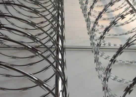 concertina razor wire